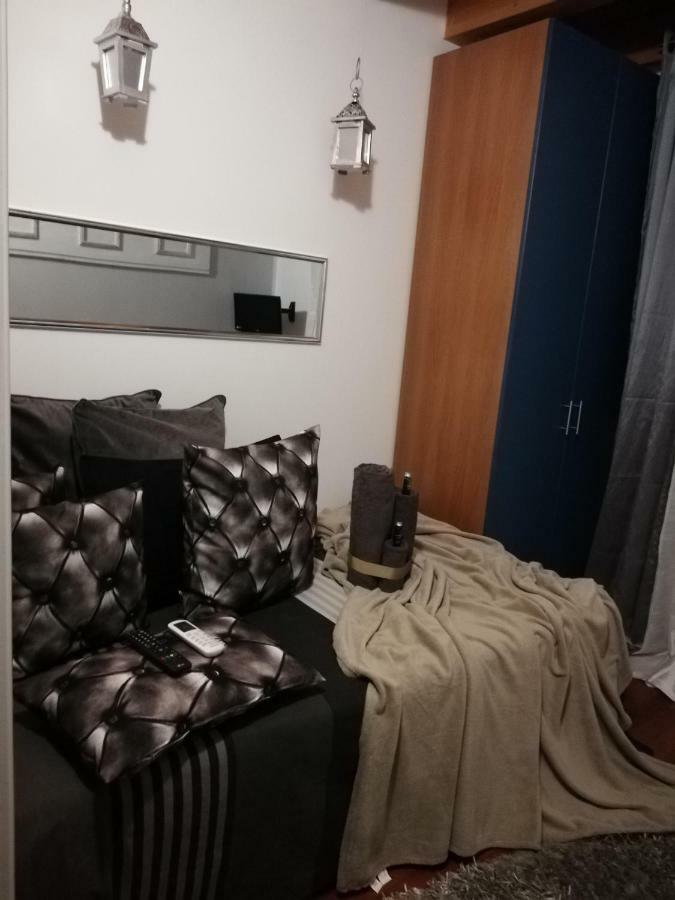 Hotel Garda House Sandra Exteriér fotografie