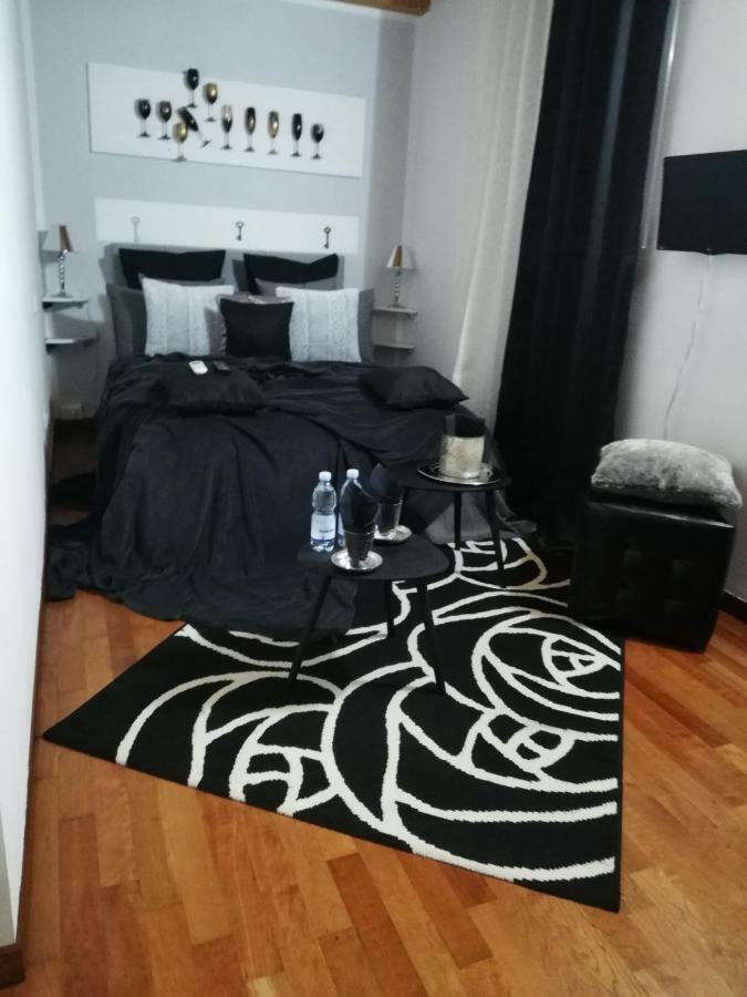 Hotel Garda House Sandra Exteriér fotografie