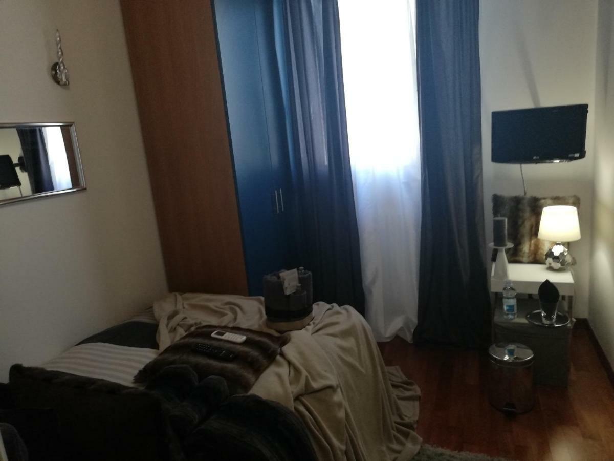Hotel Garda House Sandra Exteriér fotografie